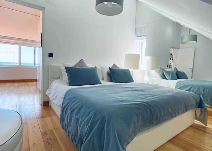 Sea View Loft 30 Secs To In Historic Old Town Apartamento