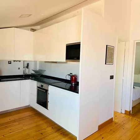 Sea View Loft 30 Secs To In Historic Old Town Apartamento