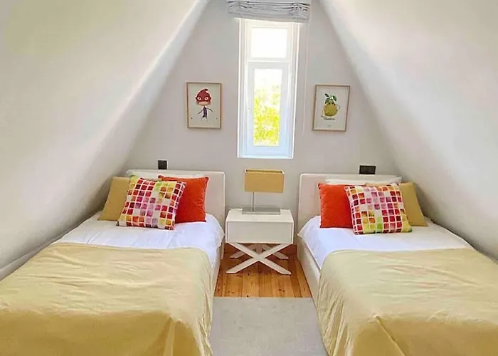 Sea View Loft 30 Secs To In Historic Old Town Appartement Cascais