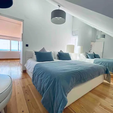 Sea View Loft 30 Secs To In Historic Old Town Apartmán